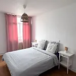 Appartement Vue Parc Montjuzet Avec Garage