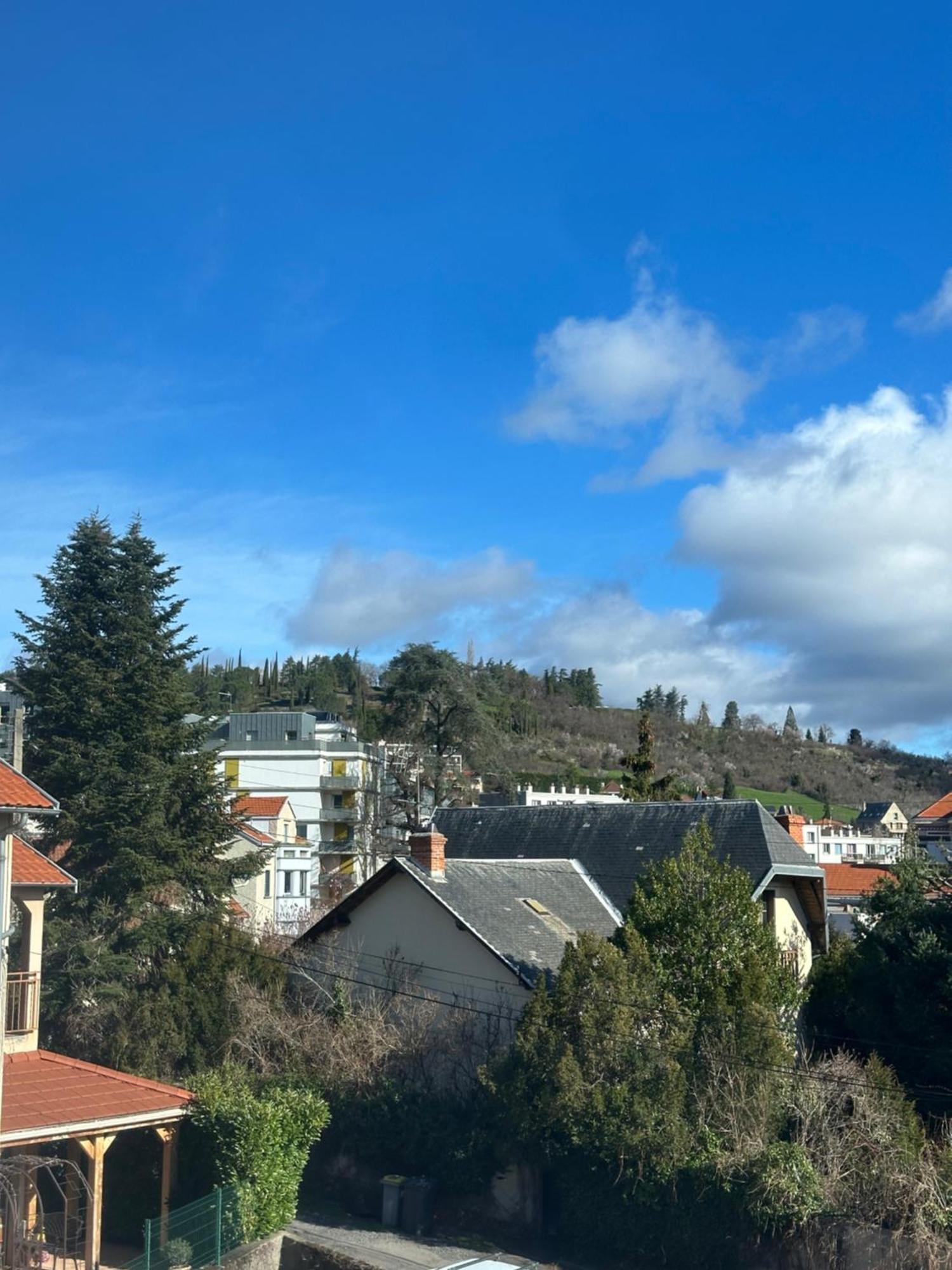 Apartment Vue Parc Montjuzet Avec Garage Clermont-Ferrand